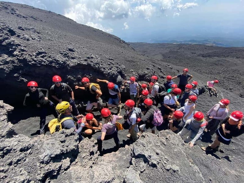 Mount Etna with pick-up and drop-off from Catania: 3000 meters with cable car and jeep - Frequently Asked Questions