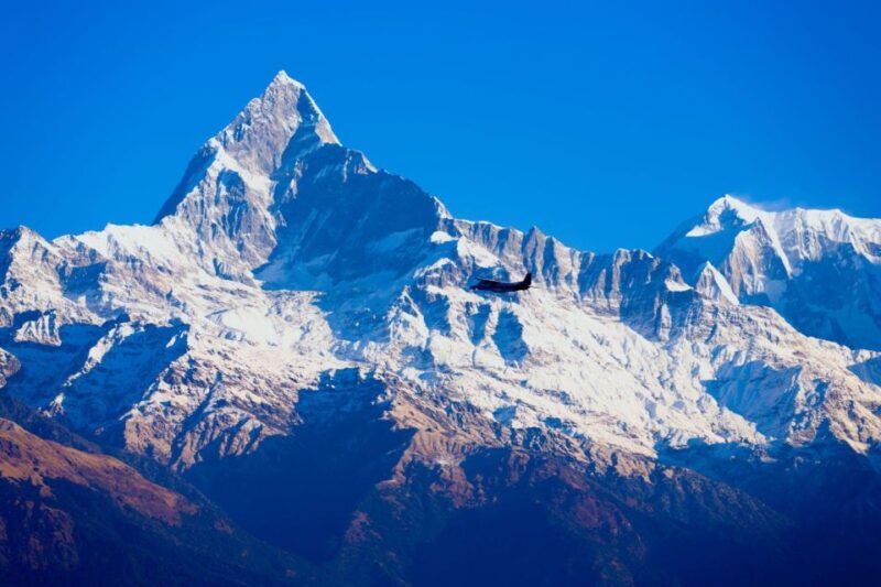 mount-everest-scenic-mountain-flight-nepal-shree-airlines