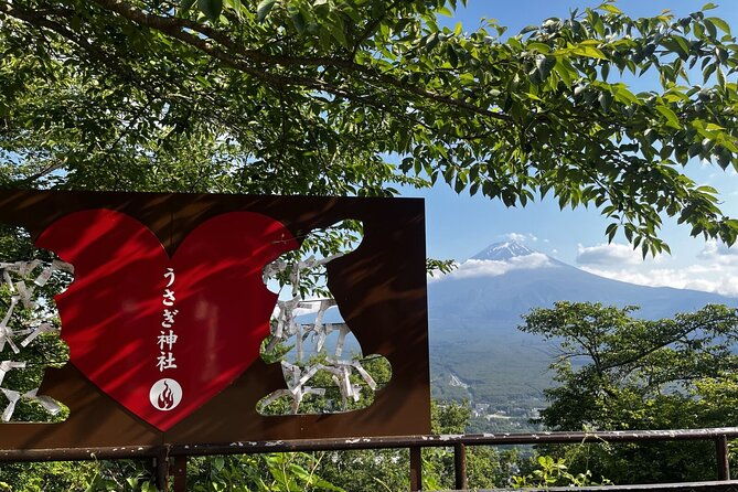 mount-fuji-day-trip-around-lake-kawaguchiko