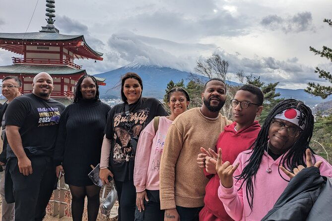 mount-fuji-five-lakes-tour-from-kawaguchiko-with-guide-vehicle