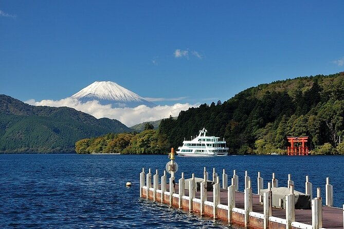 mount-fuji-hokane-lakes-with-english-speaking-guide