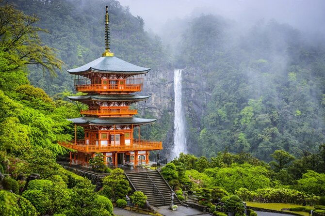 mount-koya-wakayama-and-nachi-waterfall-tour