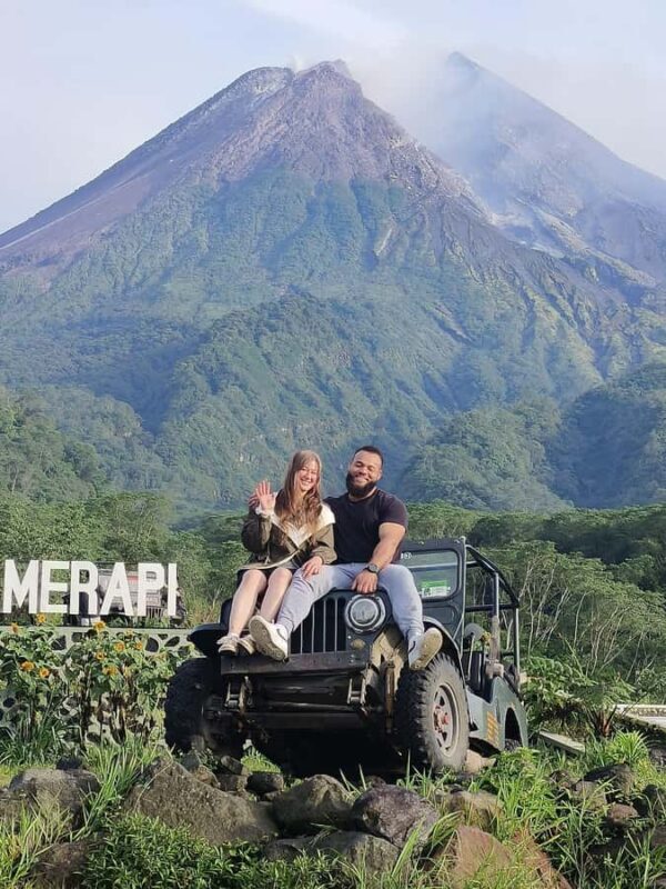 Mount Merapi Jeep &Plaosan tample Green Village Cycling Tour - Key Points