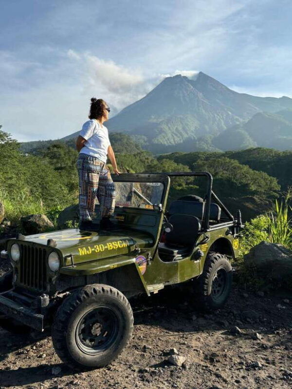 mount-merapi-with-jeep-4x4-guided-tour-from-yogyakarta