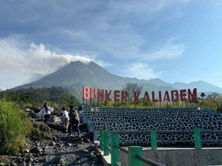 mount-merapi-with-jeep-4x4-guided-tour-from-yogyakarta