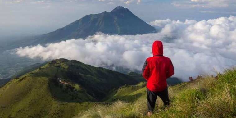 mount-merbabu-sunrise-hike-with-camping-option-guided-tour