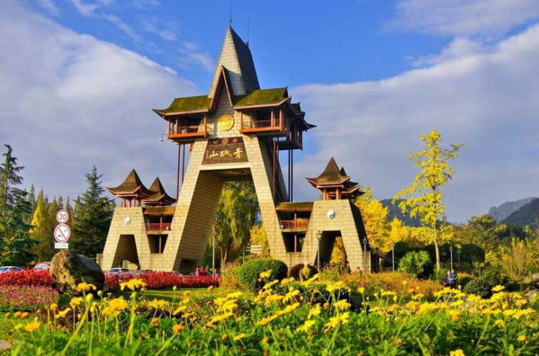 mount-qingcheng-tour-explore-serene-and-sacred-taoist-site