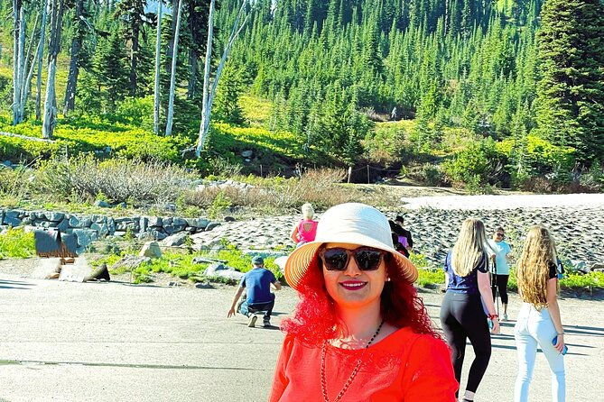 mount-rainier-customized-tour-from-seattle