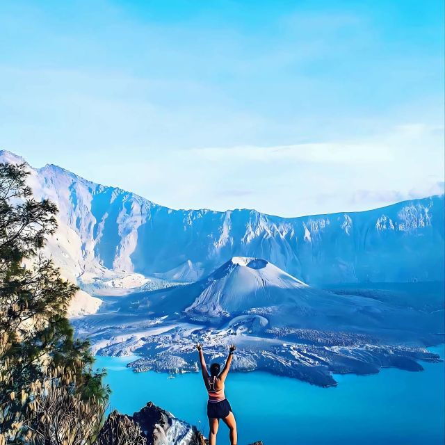 mount-rinjani-2-days-1-night-hike-to-senaru-crater-rim-2626m