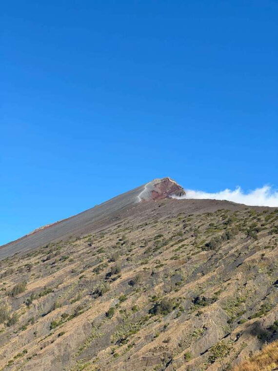 mount-rinjani-trek-2days-to-the-summit-3-726-asl