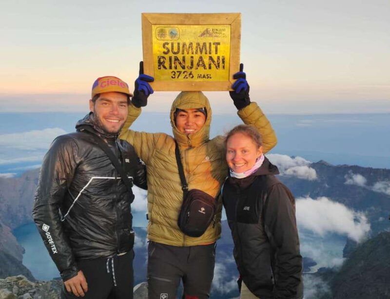 mount-rinjani-trekking-2-day-summit-adventure