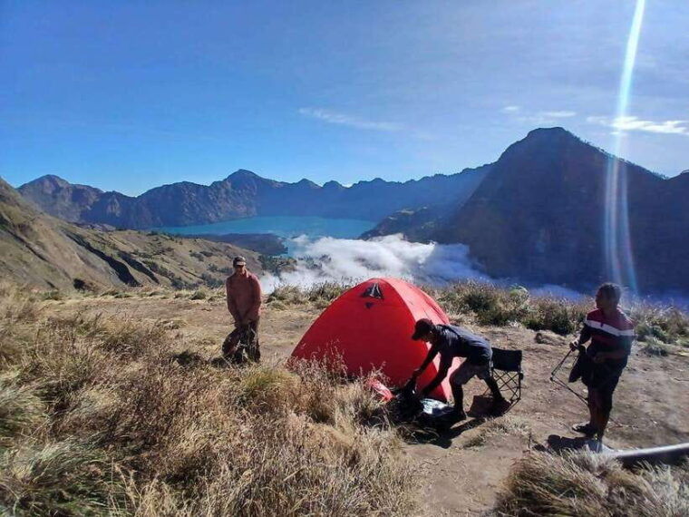 mount-rinjani-trekking-2-day-summit-adventure