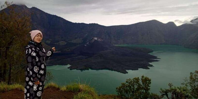 mount-rinjani-trekking-2d-1n-crater-rim-and-summit