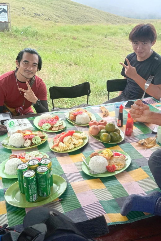 mount-rinjani-trekking-2d-1n-summit-3726m