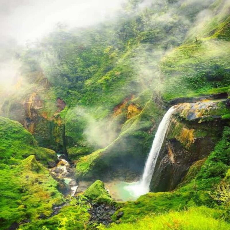 Mount Rinjani Trekking 3D/2N Via Sembalun Finish Torean - Analyzing Value and Cost