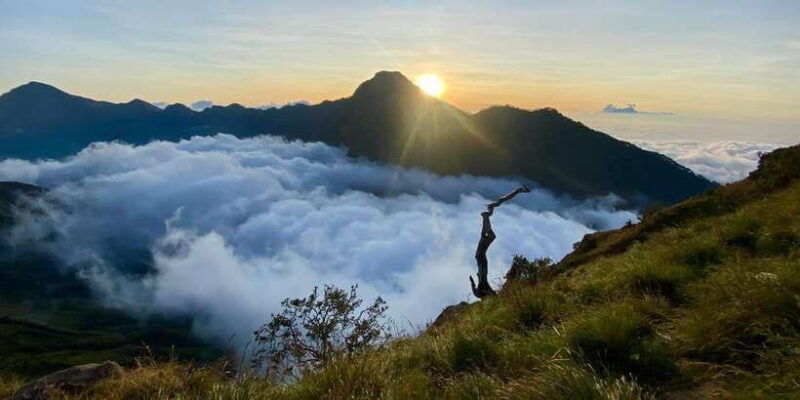 mount-rinjani-trekking-3days-2nights-summit-lake-hotspring