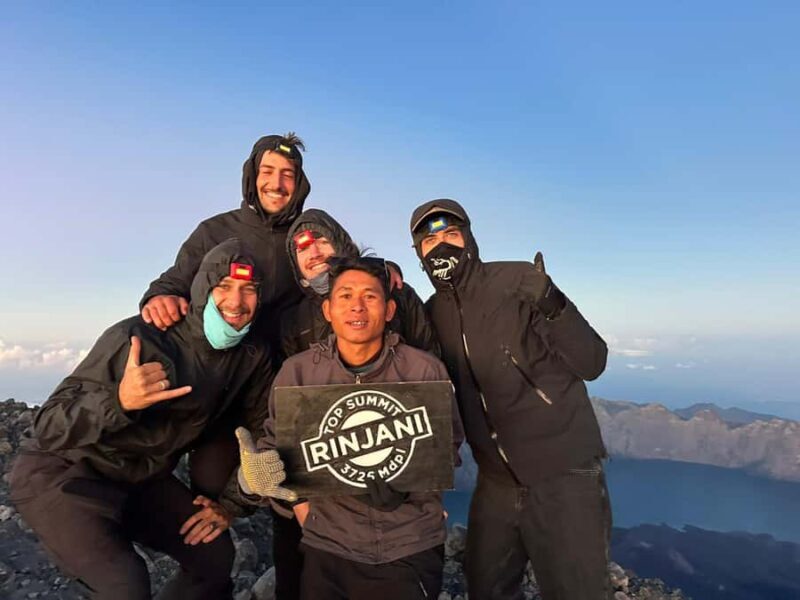 Mount Rinjani: Trekking To Summit Rinjani 3726m Day Tour - Key Points