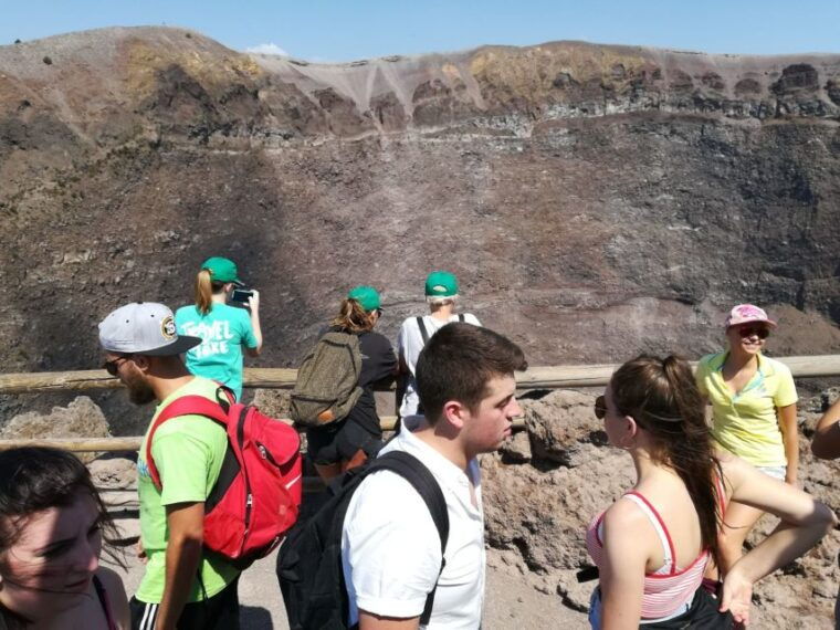 mount-vesuvius-4-hour-volcano-tour-with-wine-tasting
