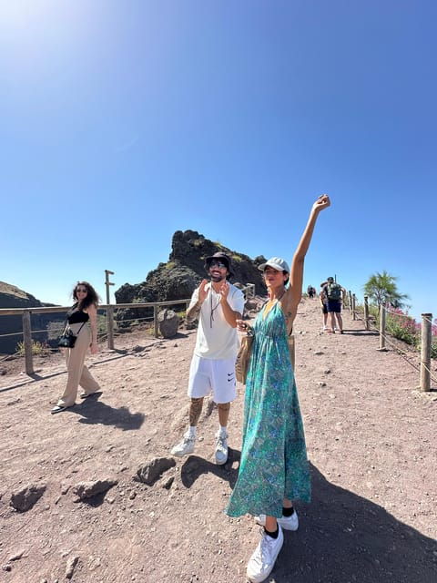 mount-vesuvius-from-naples-bus-ticket-and-audio-guide