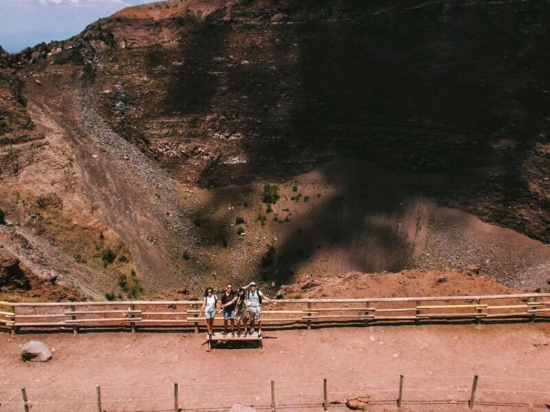 Mount Vesuvius Tour from Pompeii - An Honest Look at the Mount Vesuvius Tour from Pompeii