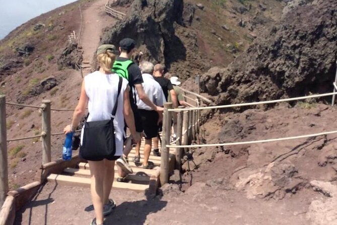 mount-vesuvius-tour-with-entry-ticket-lunch-from-sorrento