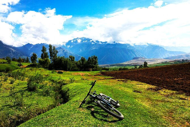 mountain-bike-ride-in-moray-to-maras-and-salt-mines