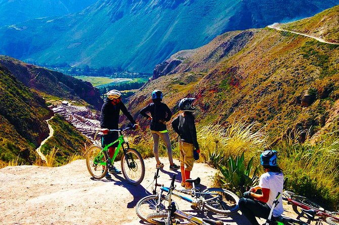 mountain-bike-ride-in-moray-to-maras-and-salt-mines