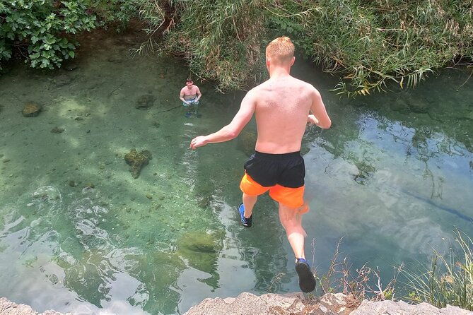 mountain-hike-thermal-springs-private-full-day-tour-2