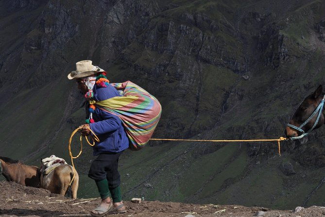 mountain-of-colors-full-day