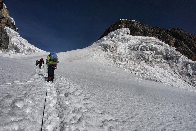 Mountain Rwenzori Trekking Uganda 9 Day Safari - Key Points