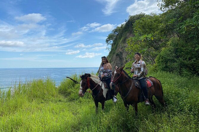 mountain-secret-beach-adventure