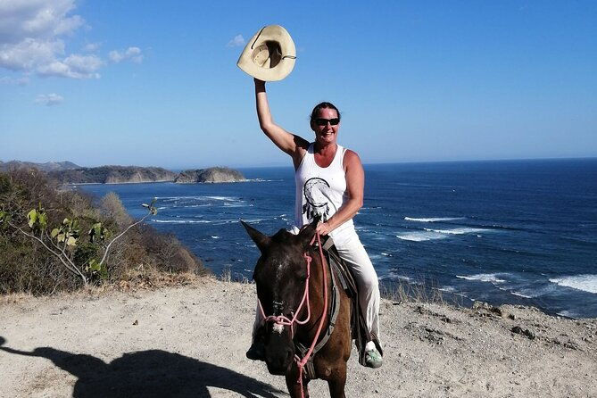 mountain-secret-beach-adventure