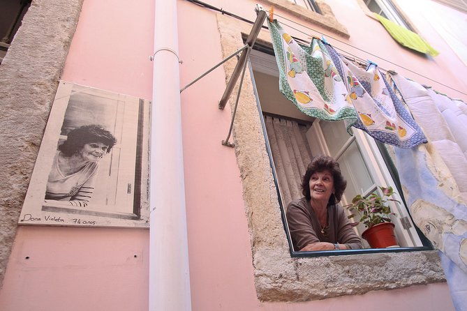 mouraria-the-multicultural-district-private-walking-tour