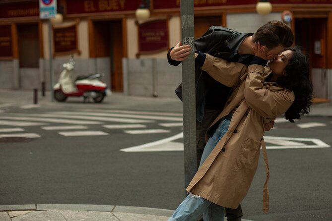 movie-inspired-30-minute-private-photoshoot-in-madrid