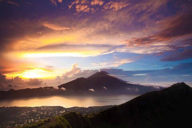 Mt. Batur Sunrise Trekking With Natural Hot Spring Water - The Adventure Begins: What to Expect