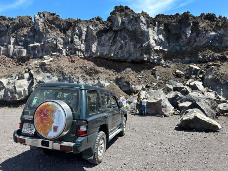 mt-etna-half-day-morning-or-sunset-tour-in-4x4