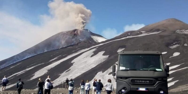 mt-etna-summit-official-box-office-for-ascent-to-the-top