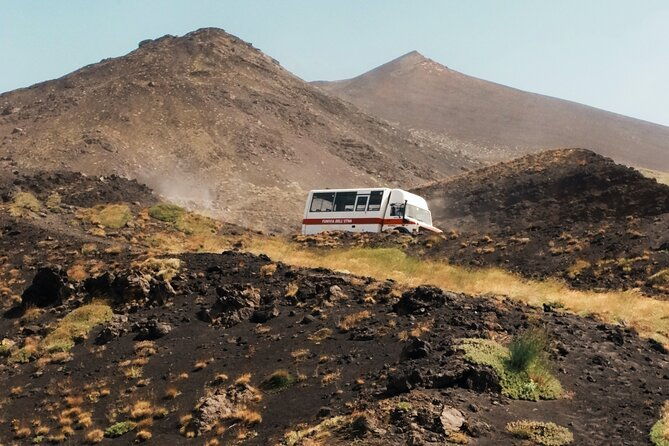 mt-etna-trek-reach-the-highest-peaks-of-the-volcano-tickets-inc-2