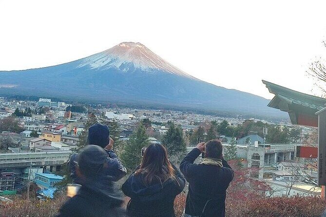 Mt. Fuji and Hakone Private Tour with English Speaking Driver - FAQ