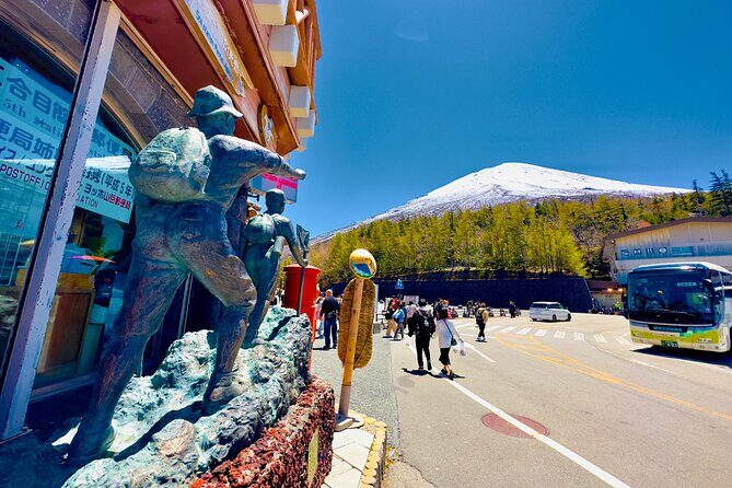 Mt. Fuji, Cherry Blossom & Shiba Sakura Pvt. Day Tour - Frequently Asked Questions