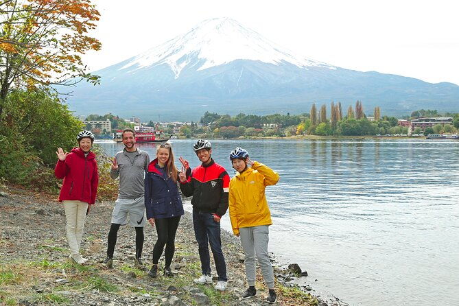 mt-fuji-fifth-station-and-lake-kawaguchiko-private-tour-by-car