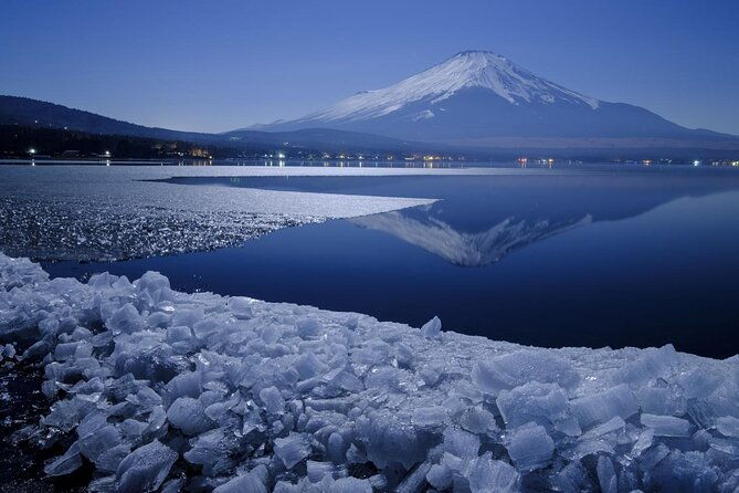 mt-fuji-lake-kawaguchi-and-yamanaka-hot-spring-day-tour-in-tokyo