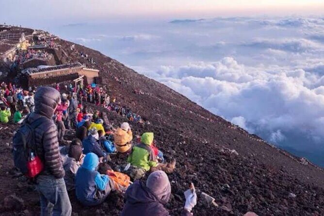 Mt Fuji Private tour by Land Cruiser Prado with pick and drop - How This Tour Offers a Unique Perspective on Mt Fuji