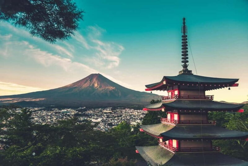 Mt. Fuji Private Tour With Hotel Pick Up From Tokyo - Key Points