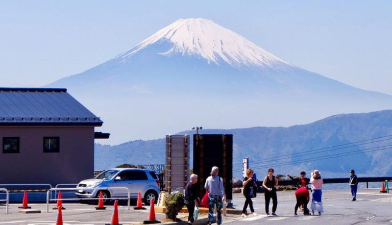 mt-fujilake-kawaguchiyamanaka-onsen-day-tour-from-tokyo