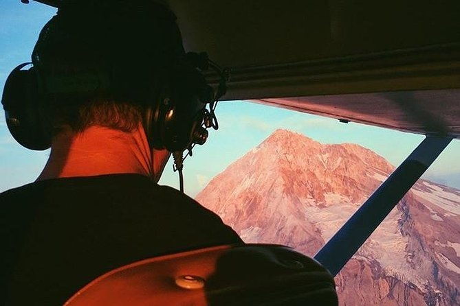 mt-hood-multnomah-falls-scenic-flight-by-envi-adventures