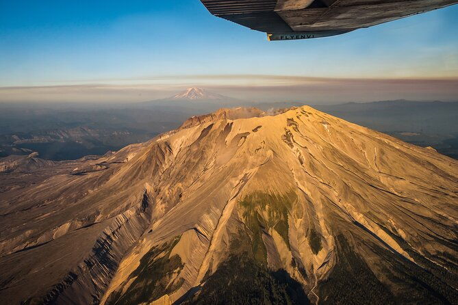 mt-st-helens-air-tour-by-envi-adventures