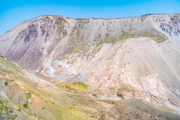 mt-usu-hike-to-the-crater-and-see-the-stunning-lake-toya