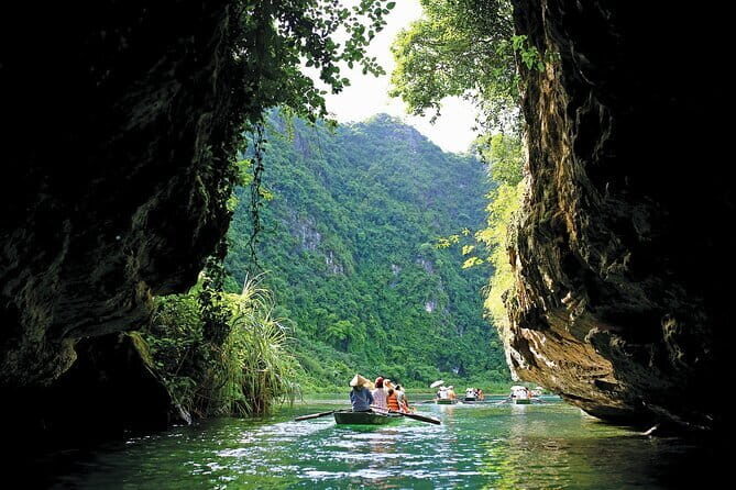 Mua Cave, Trang An and Hoa Lu Shared Tour All Inclusive - Key Points