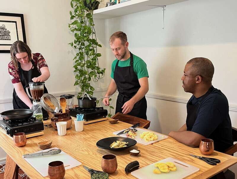 Muchos moles: Multi-variety mole cooking class and feast - Exploring the Diversity of Mexican Moles
